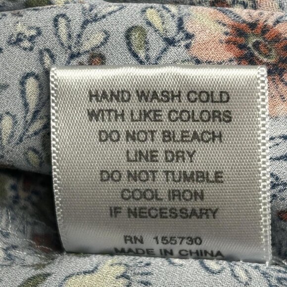 Rose + Olive Blouse Womens 3X Blue Floral Smocked Button Front 3/4 Sleeve Boho - Picture 7 of 13